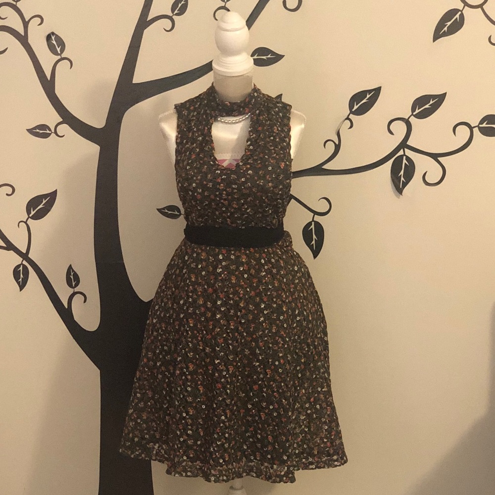Casual Halter dress embroidery M
